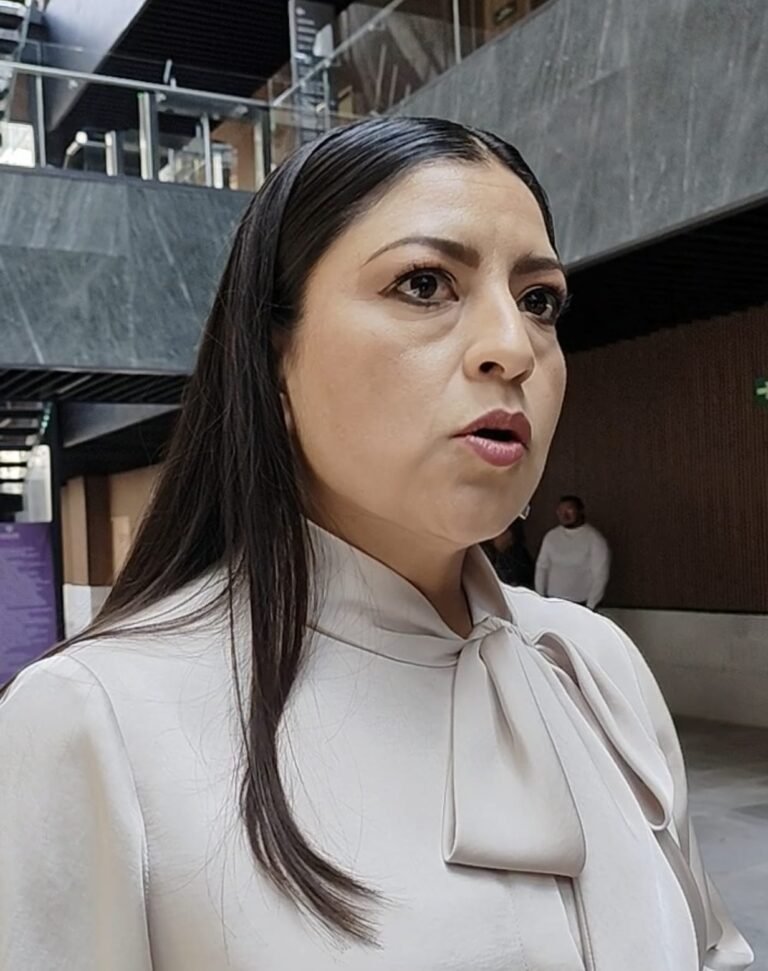 Claudia rivera Vivanco